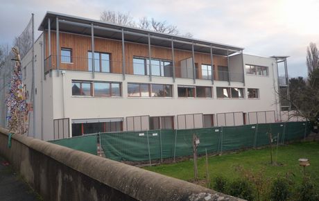 https://www.hiltpold-architectes.ch/wp-content/uploads/2016/12/460-290-presinge-114-6.jpg